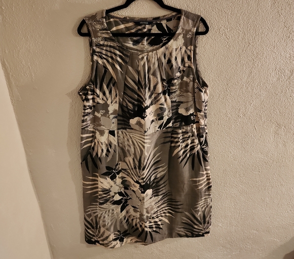 Maine New England Dresses & Skirts - Maine New England Tropical Sleeveless Dress Size 18